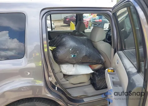 2015 Honda Pilot Ex z USA, uszkodzony, nr VIN 5FNYF3H48FB020999